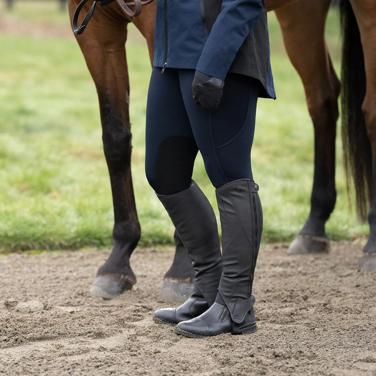 Kerrits Sit Tight Windpro Knee Patch Breech 5 Kerrits Sit Tight Windpro Knee Patch Breech - Image 5