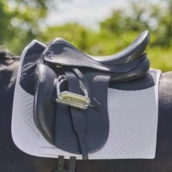 SmartPak Deluxe Anti- Slip + Grip Dressage Saddle Pad -Equestrian Equipment Store 34471 white 8859